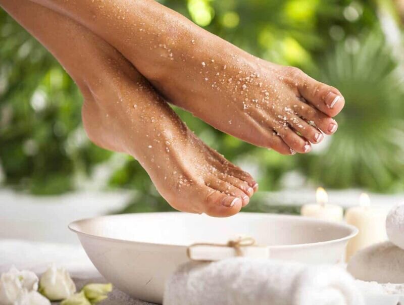 داغی و سوزش کف پا نشانه چیست؟/ با بهترین تسکین‌دهنده کف پای داغ آشنا شوید 
